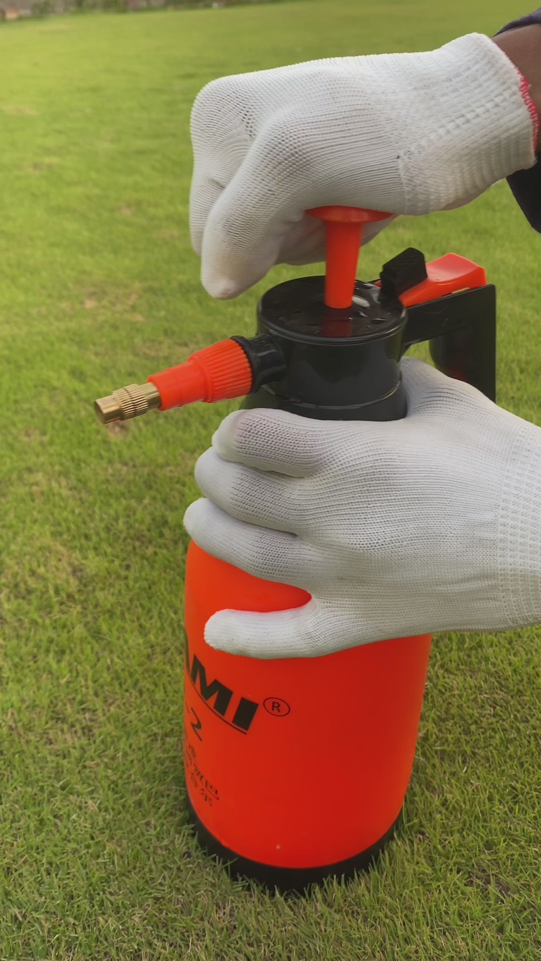 2 Liter Pressure Pump Water Gallon Sprayers | High Pressure Garden Spray Bottle | Handheld Garden Sprayer | Garden Watering Sprayer | Gardening Spray Pump Tool